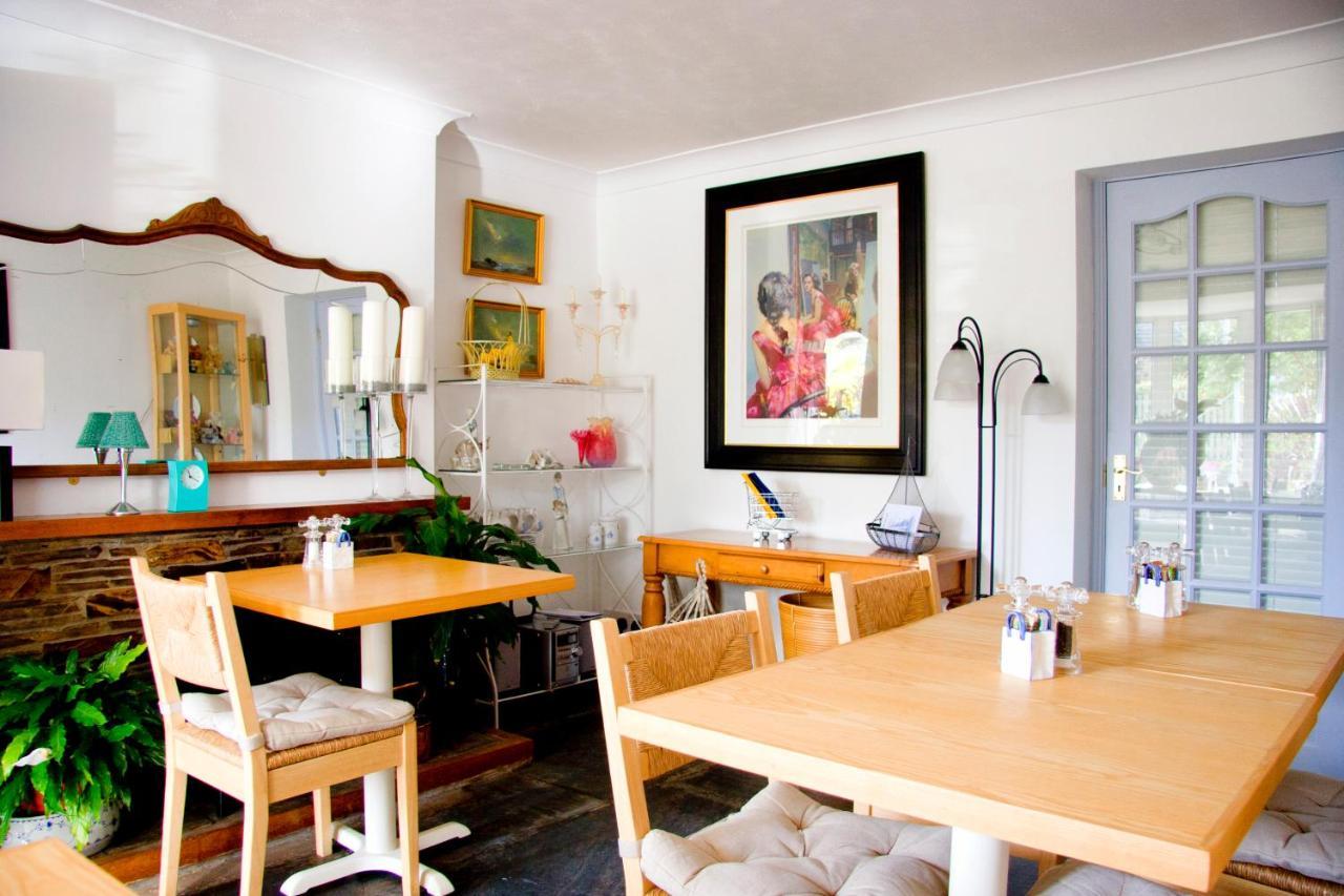 The White House Bed & Breakfast Padstow Exterior photo