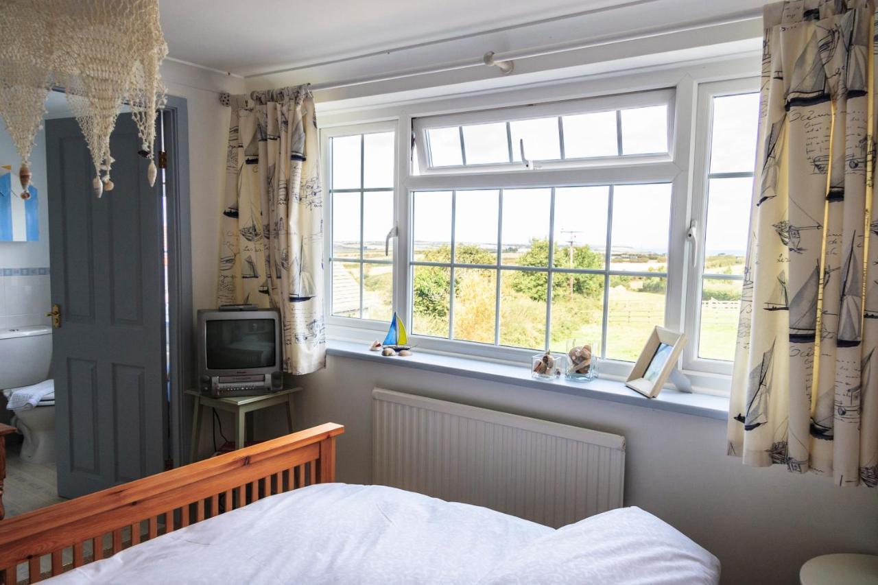 The White House Bed & Breakfast Padstow Exterior photo